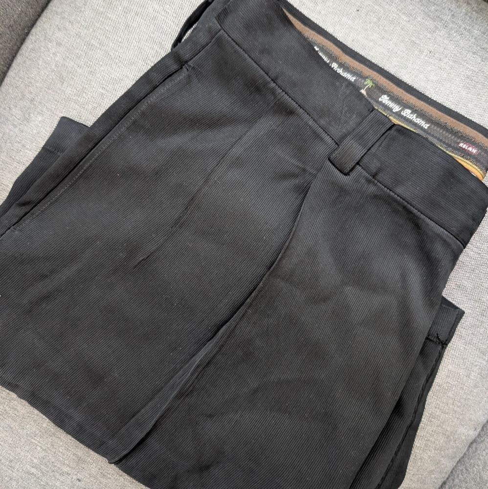 Tommy Bahama Men's 36 Shorts 100% Silk Black Pleated Front Casual